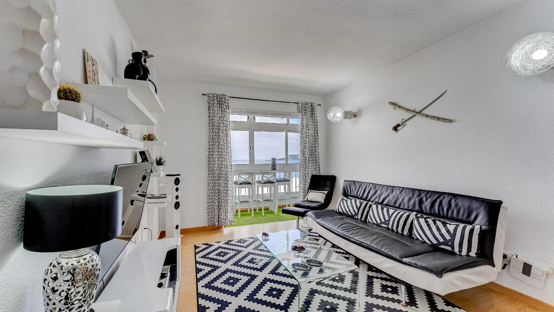1St Line Sea View 3 Rooms Apartment In Tenerife 92M2 Bajamar